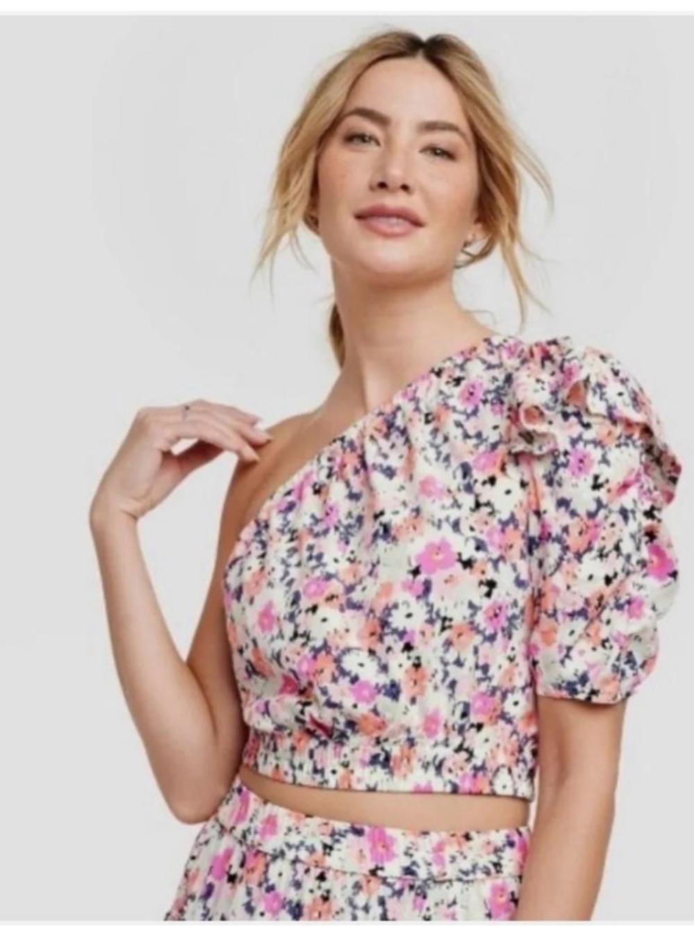 NWT Universal Thread crop top🌸🌞🌞sale expires Sunday